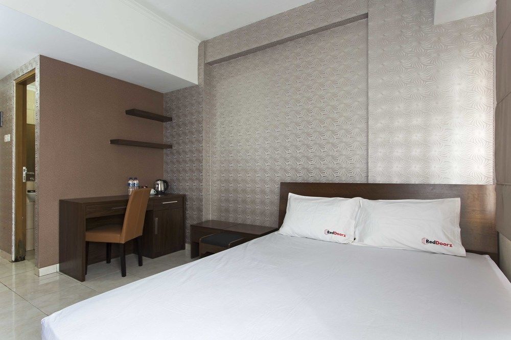 Reddoorz Apartment @ Margonda Residence Depok Eksteriør bilde