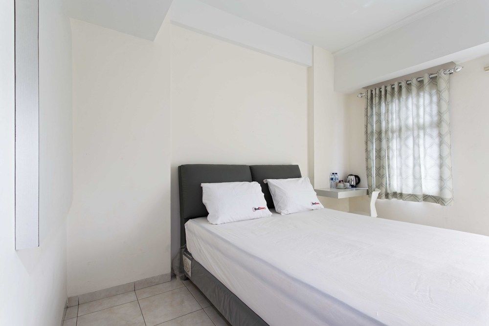 Reddoorz Apartment @ Margonda Residence Depok Eksteriør bilde