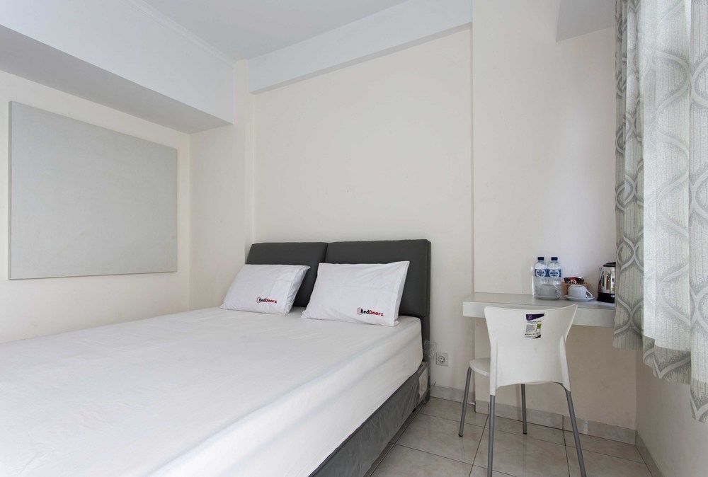 Reddoorz Apartment @ Margonda Residence Depok Eksteriør bilde
